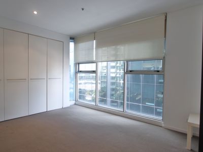 1009 / 8 McCrae Street, Docklands