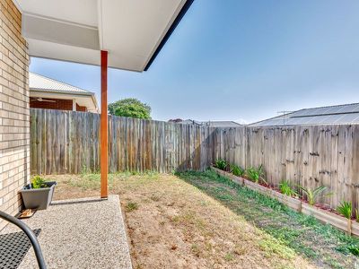 45 Stringybark Street, Regents Park