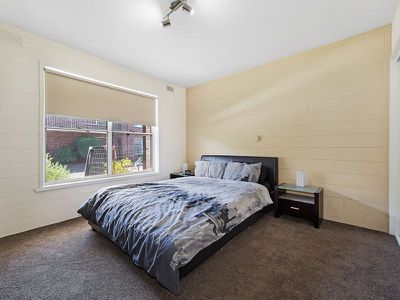 8 / 112 Princes Highway, Dandenong