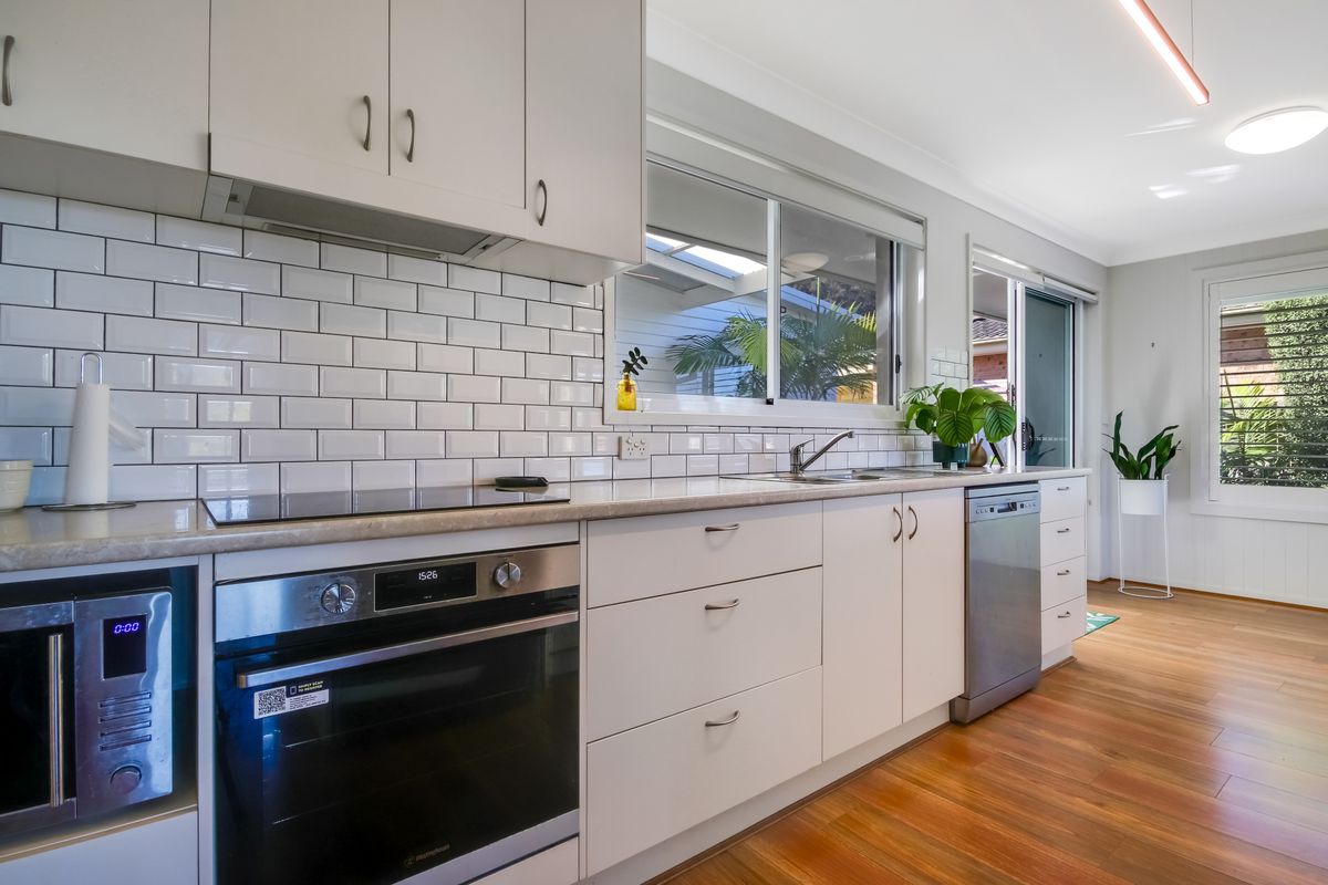 72 Fishermans Crescent, North Narooma