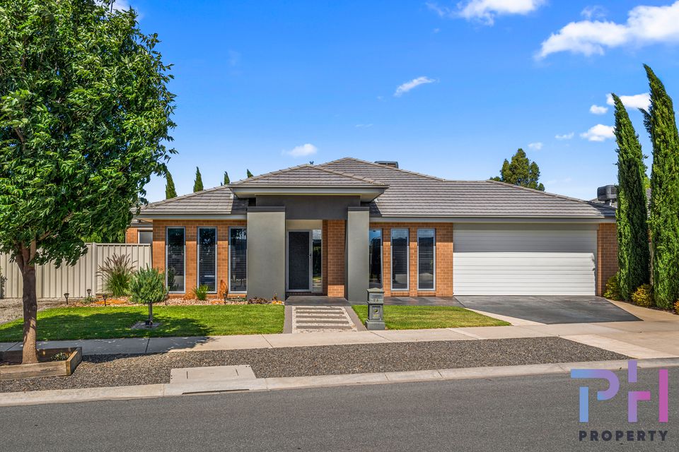 23 Garden Drive, Epsom