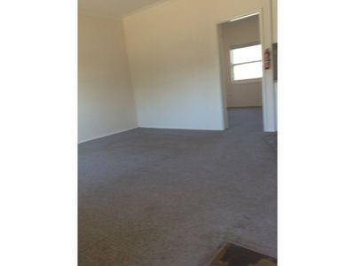 4 / 19 Ocean Street, Windang