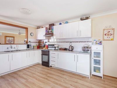 1 Laurel Street, Albion Park Rail
