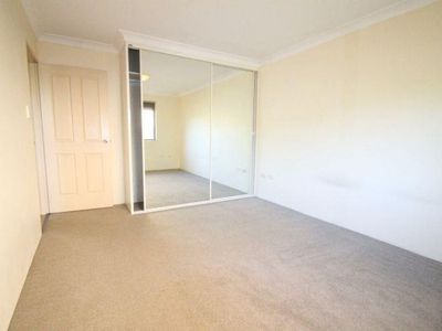 9 / 27 Eden Street, Arncliffe