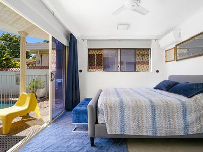 1 / 239 Stanhill Drive, Surfers Paradise