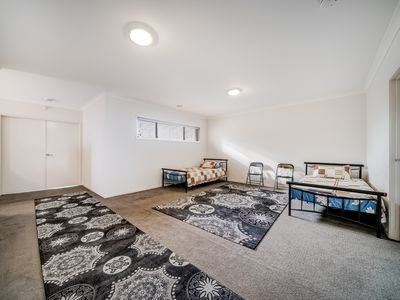 4 Outrigger Court, Point Cook