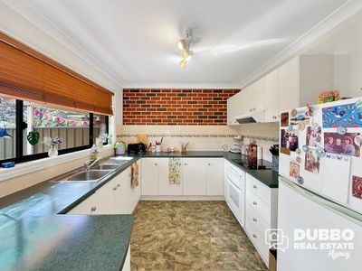 4 Gerber Place, Dubbo