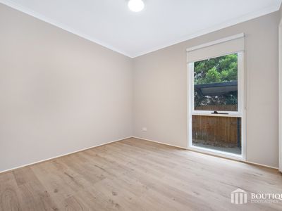 12 Marson Crescent, Hallam
