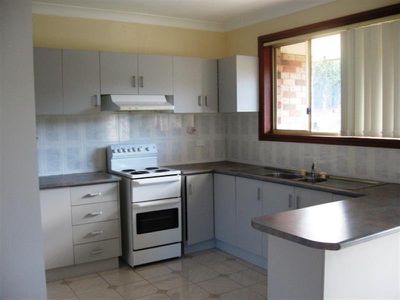 114 Vermont Drive, Warrawong