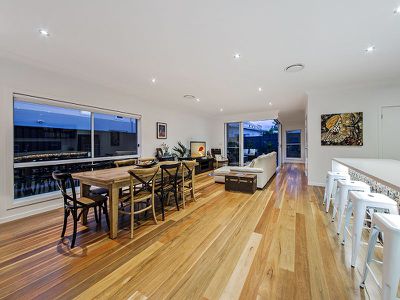 93 Feathertail Pl, Wakerley