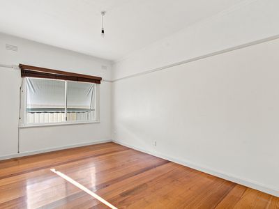 18 Buckley Street, Sale