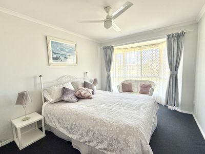 2 Merrilyn Court, Urangan