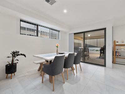 34 Hickman Drive, Piara Waters