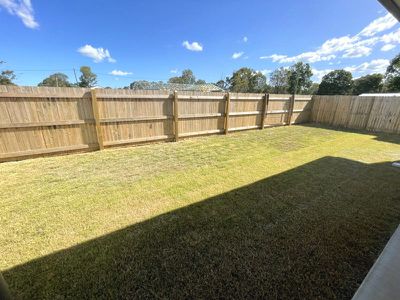 2 / 2 Sonrose Court, Nanango