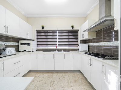 8 Greenlee Street, Berala