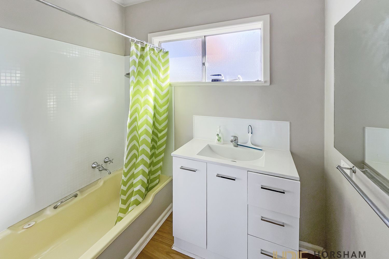 38A Federation Avenue, Horsham