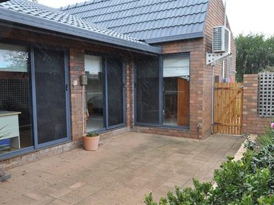 5 Eloora Place, Forbes