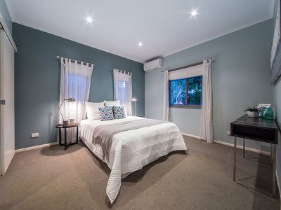 52 Moreton Av, Wynnum