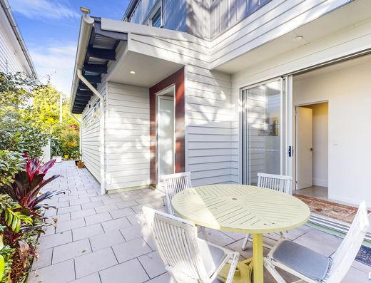 Modern Low-Maintenance Living with Scandinavian Design image 9