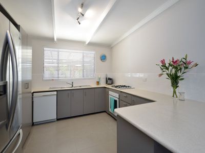 144 Varden Street, Piccadilly