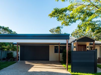 10 Amarina Avenue, Mooloolaba