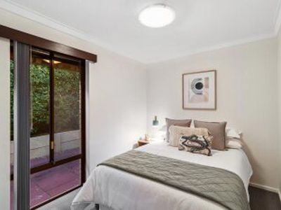 2/215 Royal Street, Yokine