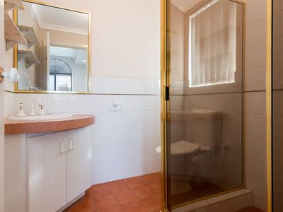 36A Premier Street, Hannans