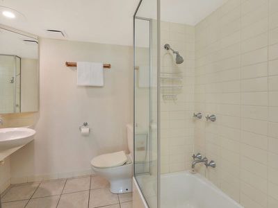 21 / 19 Memorial Avenue, Maroochydore