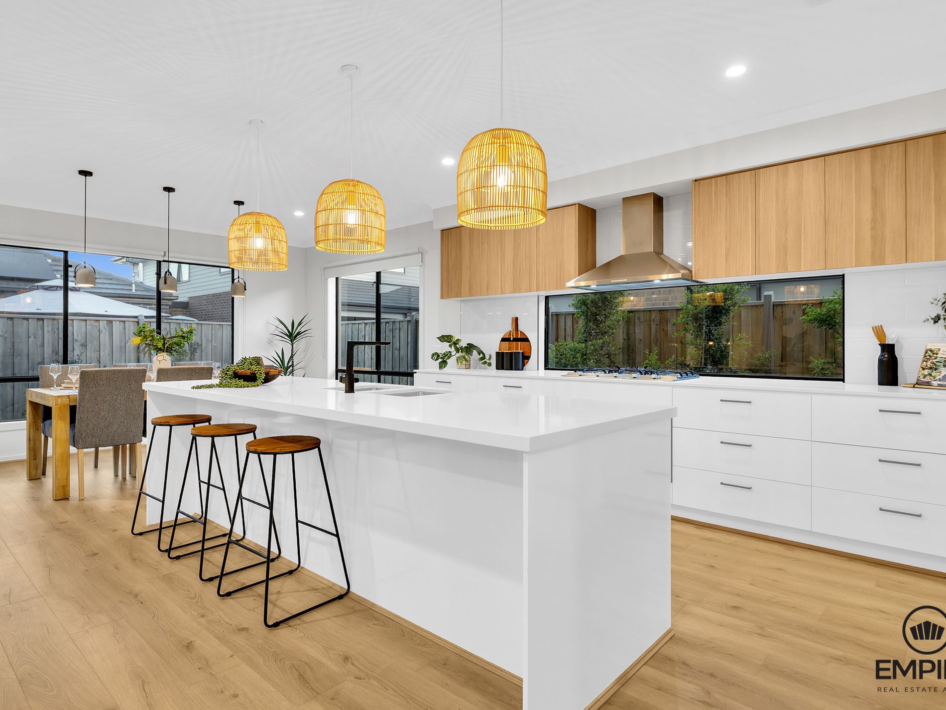 6 Nocturne Avenue, Clyde