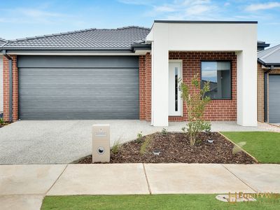 7 Sensra Road, Wyndham Vale