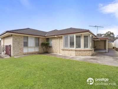 16 Barrington Court, Holsworthy