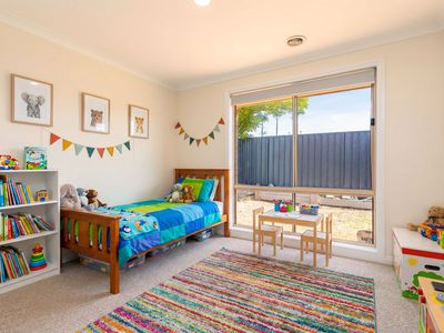 2 PARK LANE, Wodonga