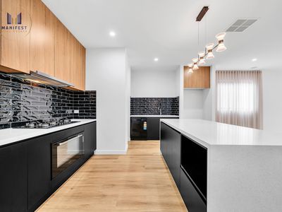 10 Hemsworth Road, Weir Views