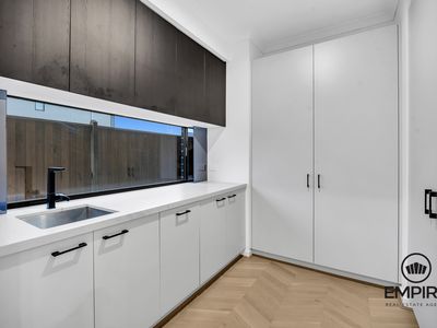 45 Stonefox Circuit, Clyde North