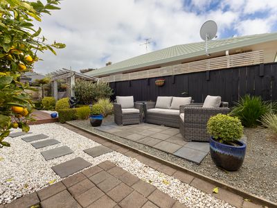 2 Jeannie Way, Waikanae Beach