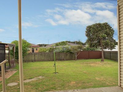 9 Gloucester Crescent, Dapto