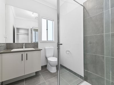 2 Salvia Way, Clyde North