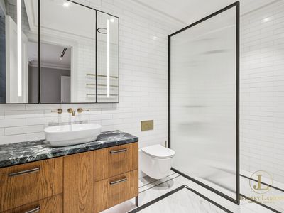 1 / 147 Darling Point Road, Darling Point