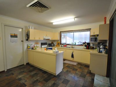 5 Rudall Avenue, Newman