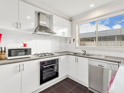 2 Geoffrey Court, Kilmore