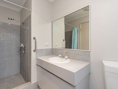 1 Truro Court, Yanchep