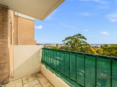 85 / 16 Leeder Street, Glendalough