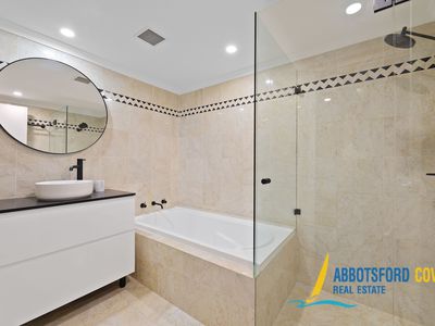 6 / 2 Harbourview Crescent, Abbotsford