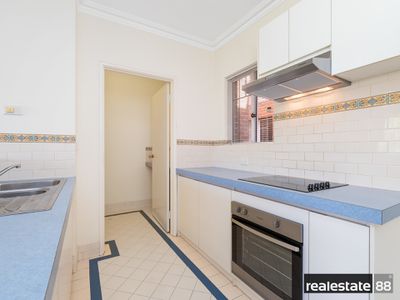 11  /  49-53 Bronte Street, East Perth