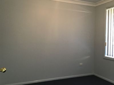 2 / 1 Stewart Place, Barrack Heights