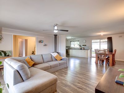 2 Garden Crescent, Murray Bridge