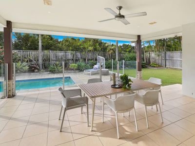 7 Bonaire Court, Kawana Island