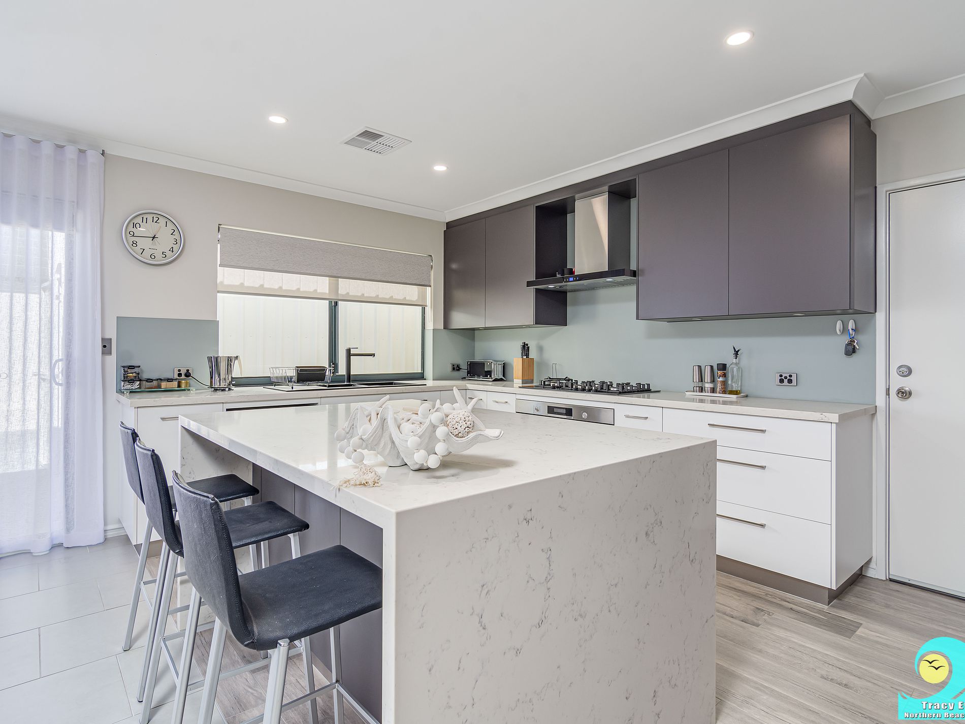 192 Lagoon Drive, Yanchep