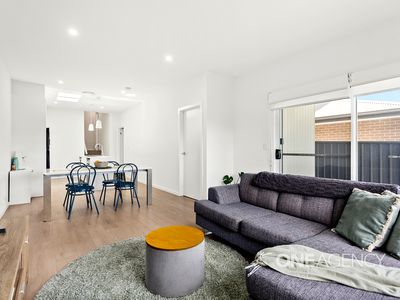 12B Sundew Street, Horsley