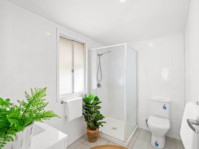 16 McIntyre Street, East Mackay